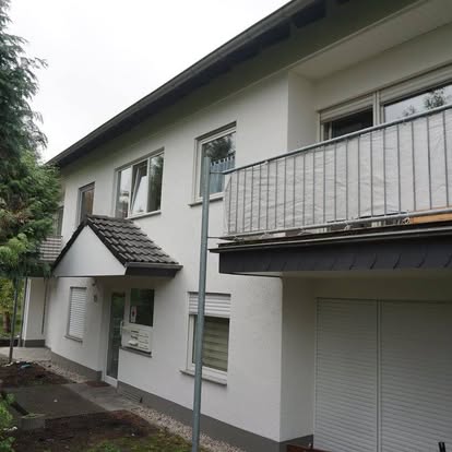 Fassadenarbeiten an einem Einfamilienhaus